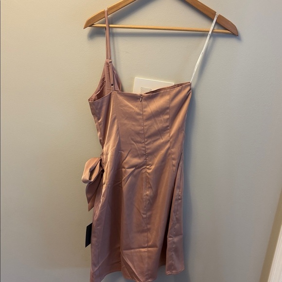NWT Lulus Meant To Be Together Dusty Pink Satin One-Shoulder Mini Dress Sz XS - Picture 9 of 9